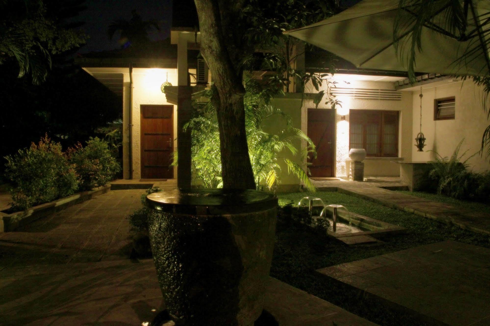 Lodge 19 Negombo Eksteriør billede
